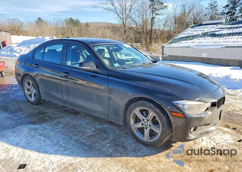 2013 BMW 320 I xDrive z USA, uszkodzony, nr VIN WBA3C3C54DF979695